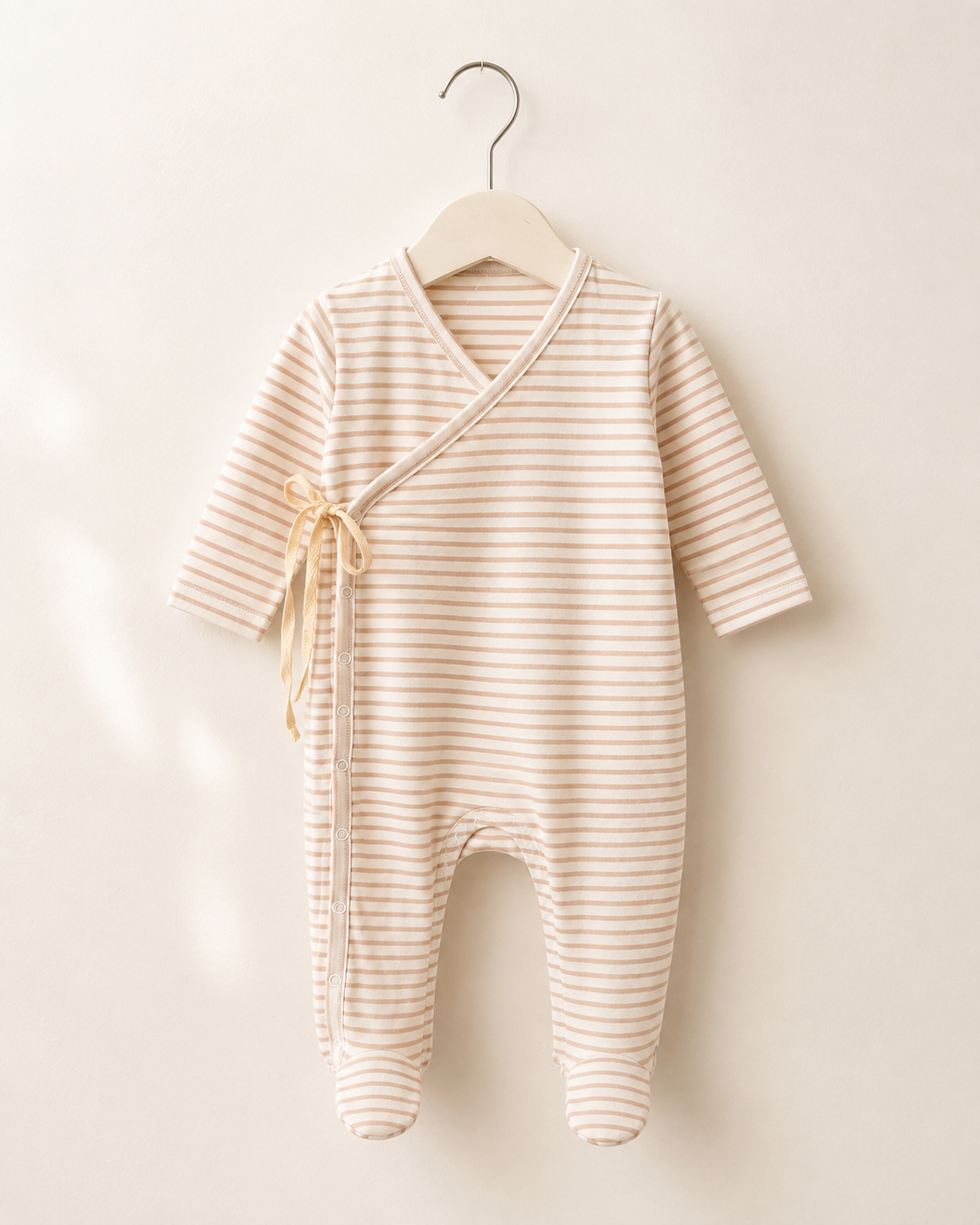 Baby-Wickelstrampler "Soft-Stripes" - Sand/Weiß