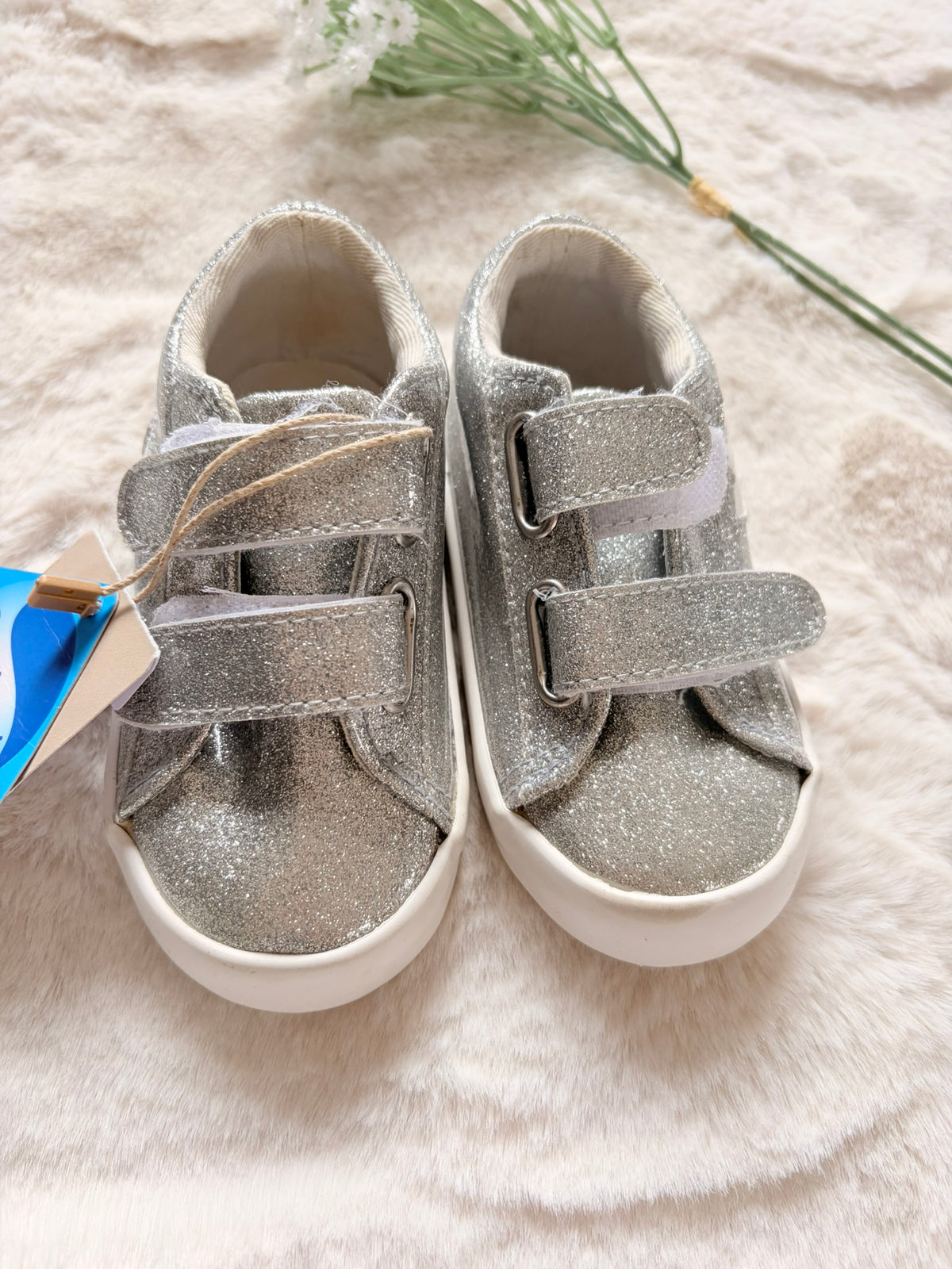 MANGO l Baby Glitzer-Sneaker mit Klettverschluss I Gr. 21